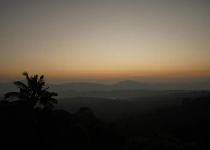 Serene Valley Koppa Hilltop Homestay