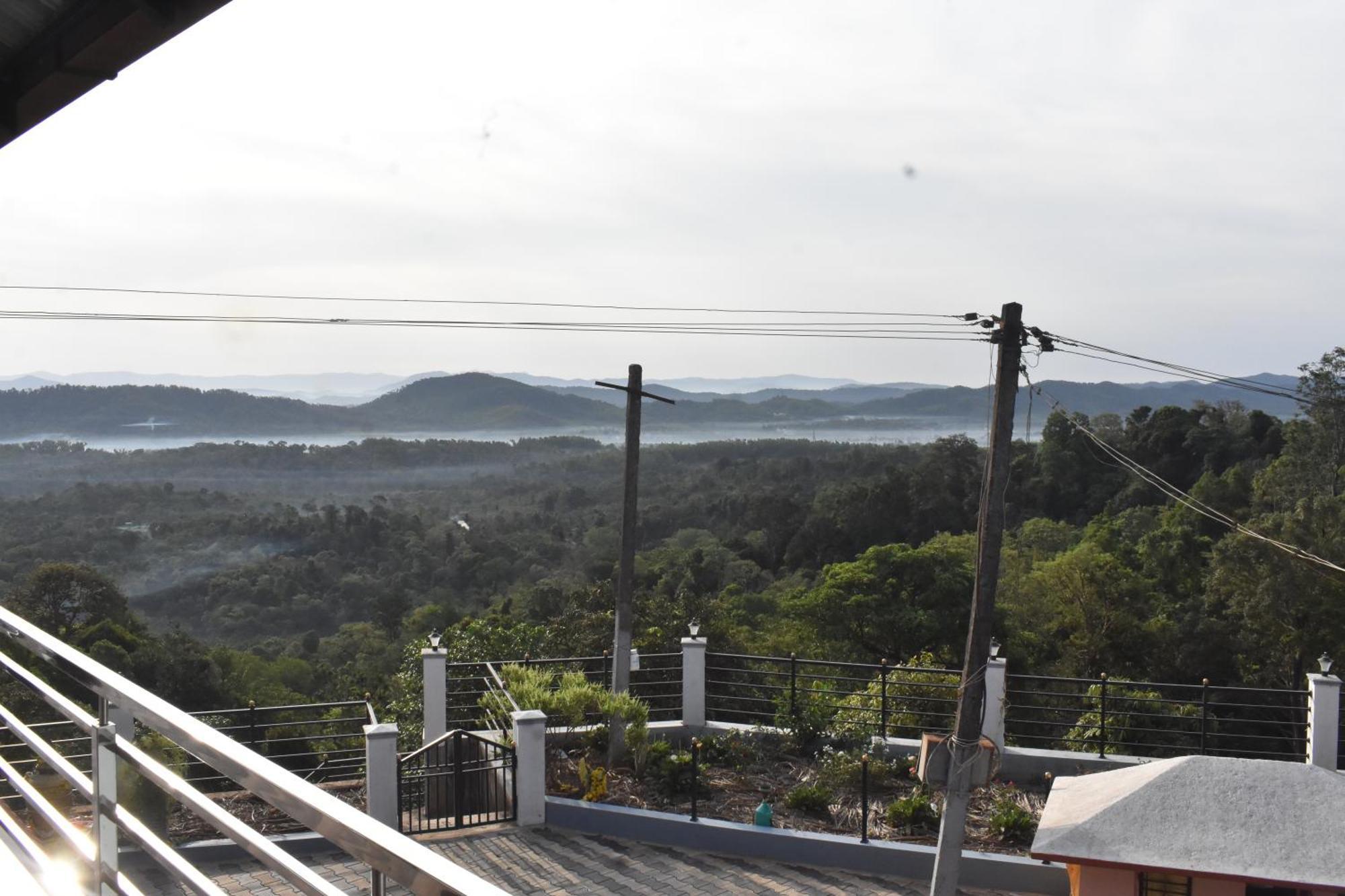 Serene Valley Hilltop Homestay Koppa